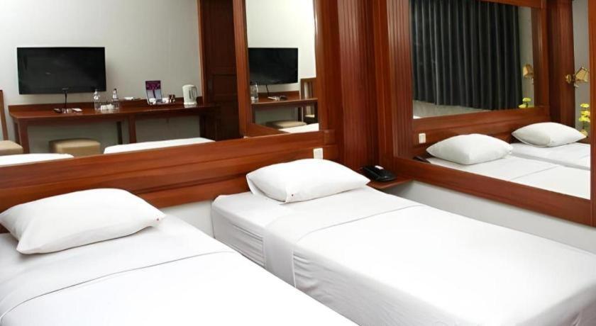Wirton Dago Hotel
