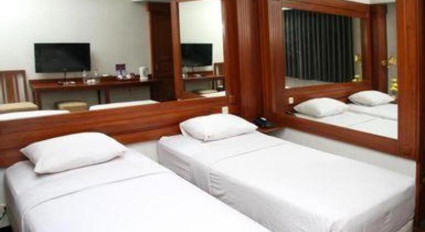 Wirton Dago 2* Bandung