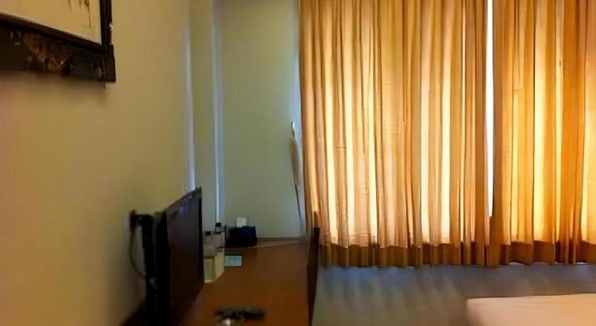 Wirton Dago Hotel 2*